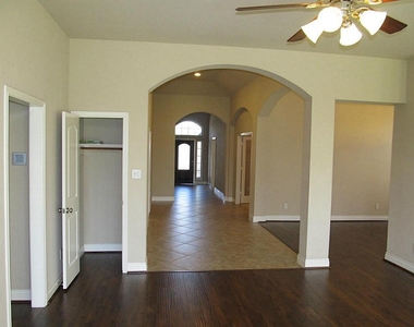 14104 Green Thicket Drive - Photo Thumbnail 3