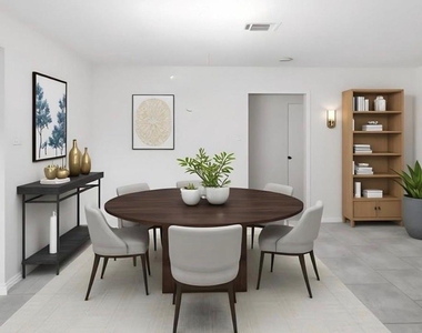 9524 Truscon Drive - Photo Thumbnail 8