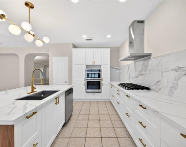 18211 Doral Rock Court - Photo Thumbnail 23