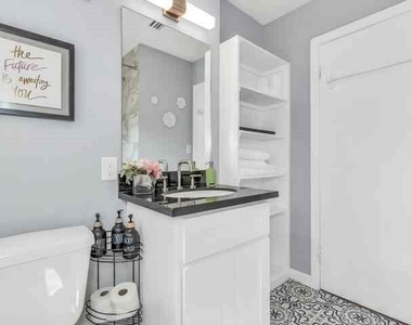 2107 Wakefield Drive - Photo Thumbnail 29