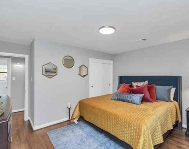 2107 Wakefield Drive - Photo Thumbnail 26