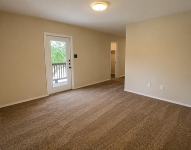 525 Eagles Nest Cove - Photo Thumbnail 33