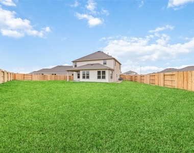 7731 Coral Key Drive - Photo Thumbnail 2