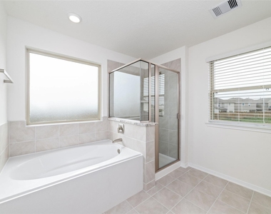 7731 Coral Key Drive - Photo Thumbnail 23
