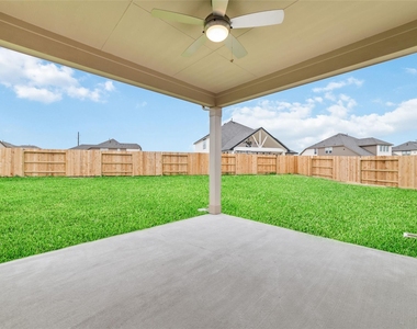 7731 Coral Key Drive - Photo Thumbnail 29