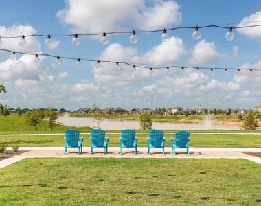 7731 Coral Key Drive - Photo Thumbnail 34
