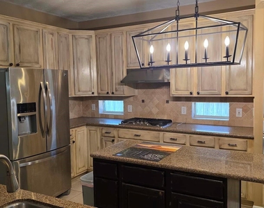 120 Emerald Cloud Lane - Photo Thumbnail 5