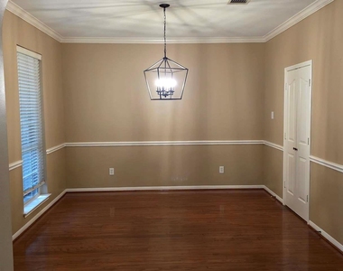 120 Emerald Cloud Lane - Photo Thumbnail 9