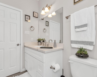 3308 Castor Street - Photo Thumbnail 35