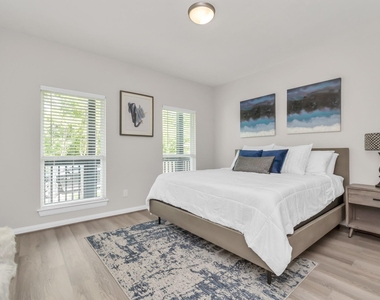 3308 Castor Street - Photo Thumbnail 26
