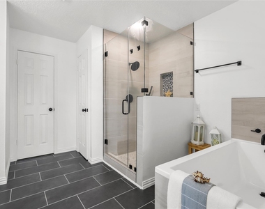 2118 Gemini Street - Photo Thumbnail 13