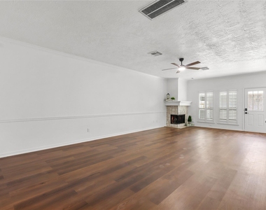 2118 Gemini Street - Photo Thumbnail 4