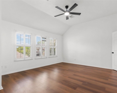 2118 Gemini Street - Photo Thumbnail 10