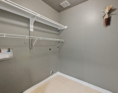 4614 Pin Oak - Photo Thumbnail 26