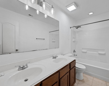 4614 Pin Oak - Photo Thumbnail 23