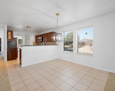 4614 Pin Oak - Photo Thumbnail 10