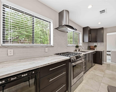 619 Rancho Bauer Drive - Photo Thumbnail 10