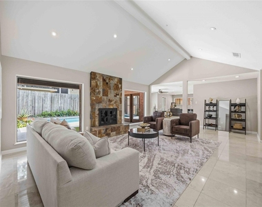 619 Rancho Bauer Drive - Photo Thumbnail 1