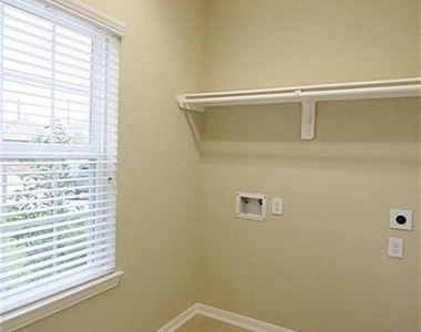 18206 Canary Bluff - Photo Thumbnail 3