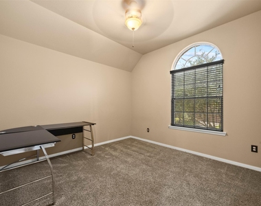 13938 Sawmill Run Lane - Photo Thumbnail 24