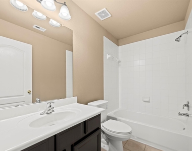 13938 Sawmill Run Lane - Photo Thumbnail 20