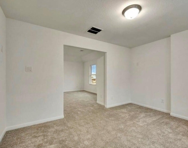 1927 Darlington Oak Drive - Photo Thumbnail 18