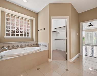 18943 Villa Bergamo Lane - Photo Thumbnail 25