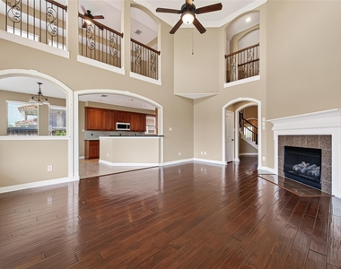 18943 Villa Bergamo Lane - Photo Thumbnail 11