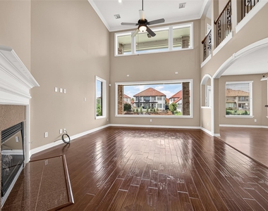 18943 Villa Bergamo Lane - Photo Thumbnail 10