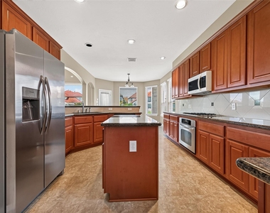 18943 Villa Bergamo Lane - Photo Thumbnail 16