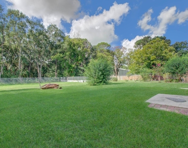 947 W Bertrand Street - Photo Thumbnail 22