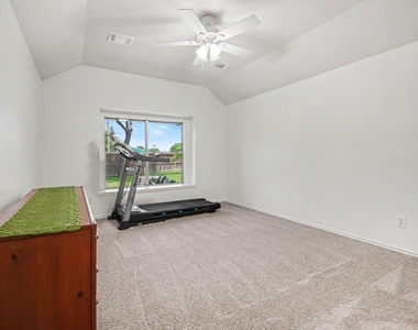 1150 Andover Drive - Photo Thumbnail 12