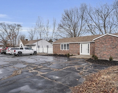 297 Elm - Photo Thumbnail 31