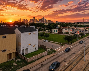 3468 Bremond Street - Photo Thumbnail 27
