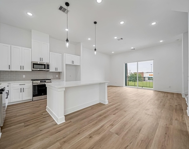 3468 Bremond Street - Photo Thumbnail 11