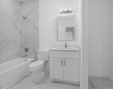 237/239 Milwaukee Boulevard - Photo Thumbnail 7