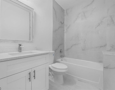 237/239 Milwaukee Boulevard - Photo Thumbnail 11