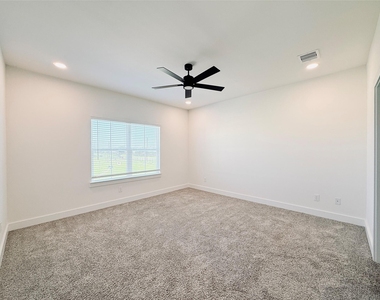16575 Oasis Glade Drive - Photo Thumbnail 30