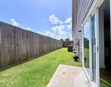16575 Oasis Glade Drive - Photo Thumbnail 44