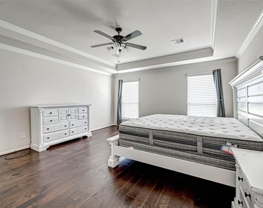 2903 Oakdale Landing Court - Photo Thumbnail 23