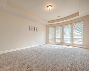 12604 Floral Park Lane - Photo Thumbnail 29