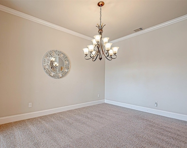 12604 Floral Park Lane - Photo Thumbnail 7