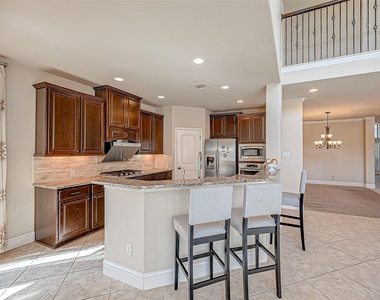 12604 Floral Park Lane - Photo Thumbnail 14