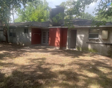 23414 Lestergate Drive - Photo Thumbnail 10