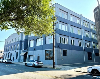308-310 Passaic - Photo Thumbnail 1