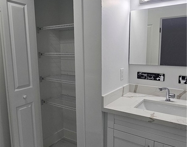 4927 Leonard Boulevard S - Photo Thumbnail 7