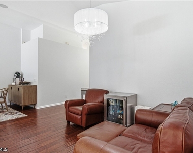 6988 Burnt Sienna Circle - Photo Thumbnail 11