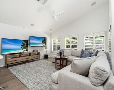 6988 Burnt Sienna Circle - Photo Thumbnail 2