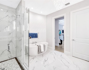 16328 Corsica Way - Photo Thumbnail 13