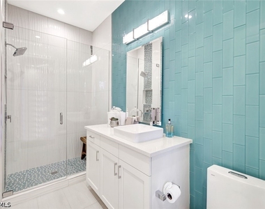 16328 Corsica Way - Photo Thumbnail 17
